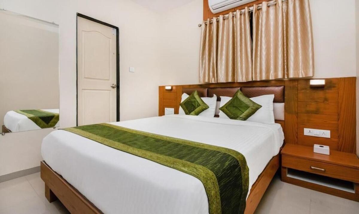Hotel Volga Plaza مومباي المظهر الخارجي الصورة